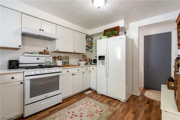 3815 Norman Avenue, Canton, OH - Photo 8