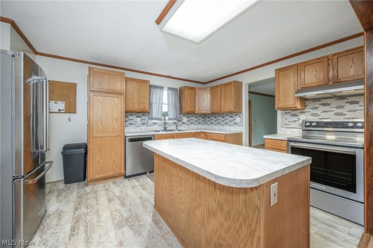 3747 Cook Road, Rootstown, OH - Photo 5