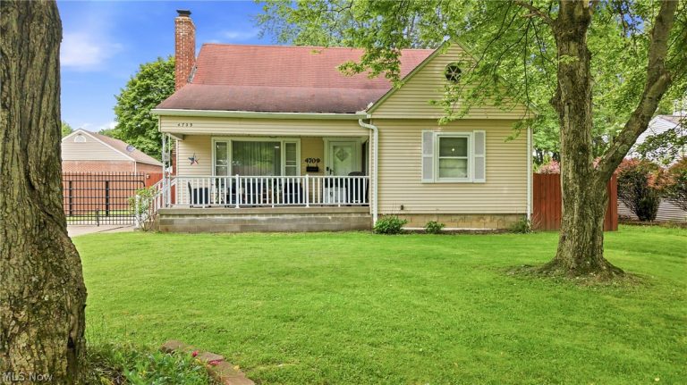 4709 Euclid Boulevard, Youngstown, OH - Photo 3