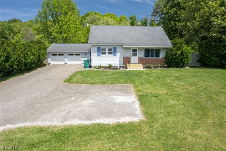 16374 Main Market Road, West Farmington, OH - Photo 2