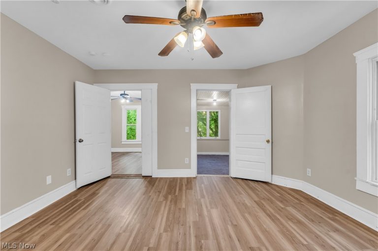 2050 83rd Street #2/UP, Cleveland, OH - Photo 8