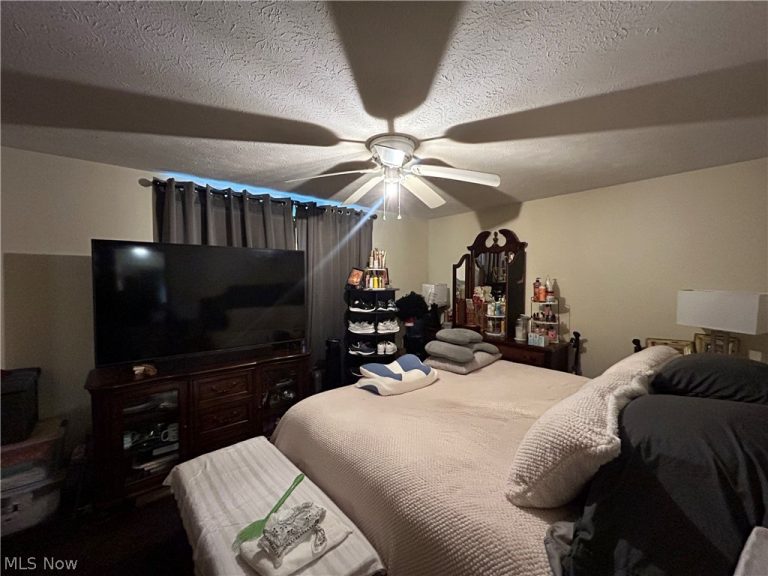 1422 264th Street, Euclid, OH - Photo 6