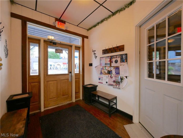 206 South main Street, Woodsfield, OH - Photo 2