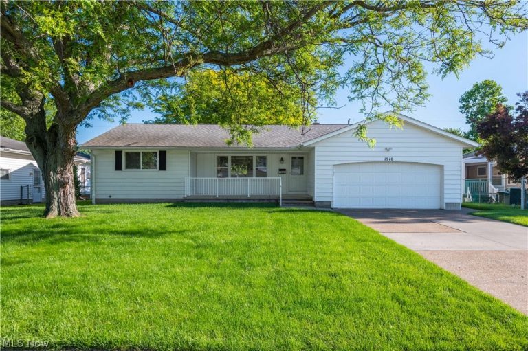 1910 37th Street, Lorain, OH, 44053