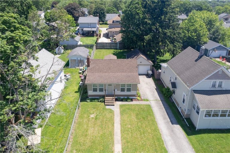 511 Stetler Avenue, Akron, OH - Photo 8