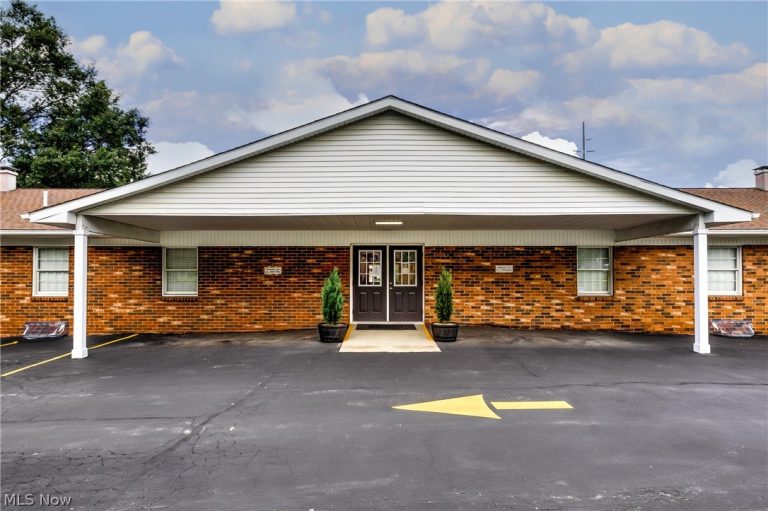 400 Main Street #L8, Canfield, OH - Photo 4