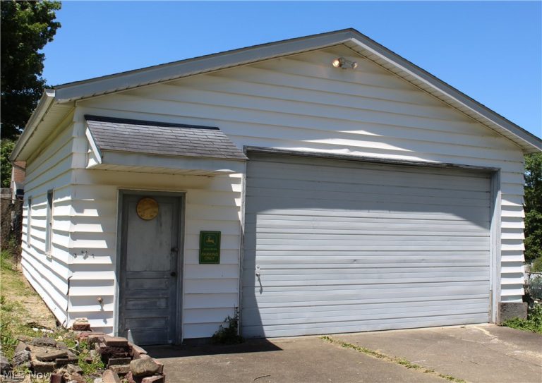 649 Standish Street, Massillon, OH - Photo 4