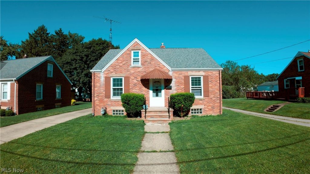 2414 Watson Avenue, Alliance, OH