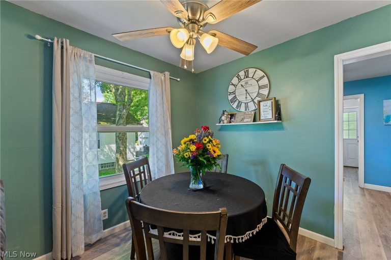 19 Nesbitt Street, Poland, OH - Photo 6