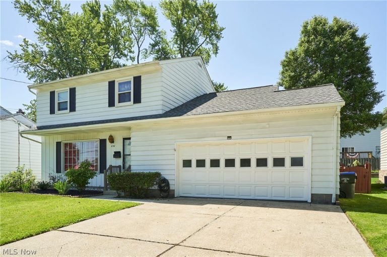 636 Franklin Avenue, Cuyahoga Falls, OH - Photo 2
