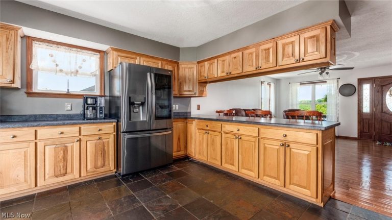 3664 Finley Lane, Malta, OH - Photo 5
