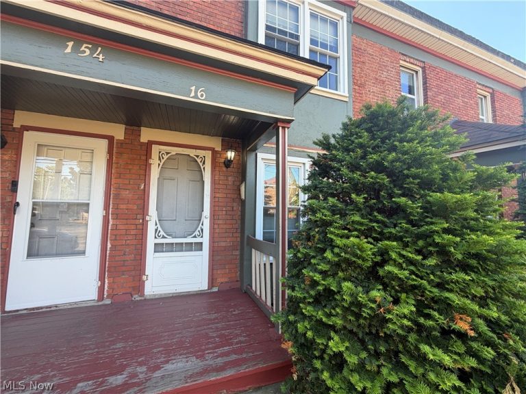 15416 Waterloo Road, Cleveland, OH - Photo 2