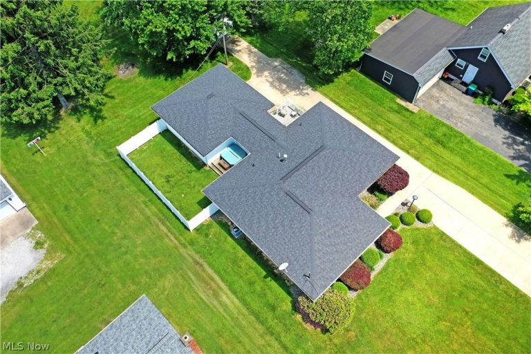 1934 Chester Avenue, Warren, OH - Photo 3