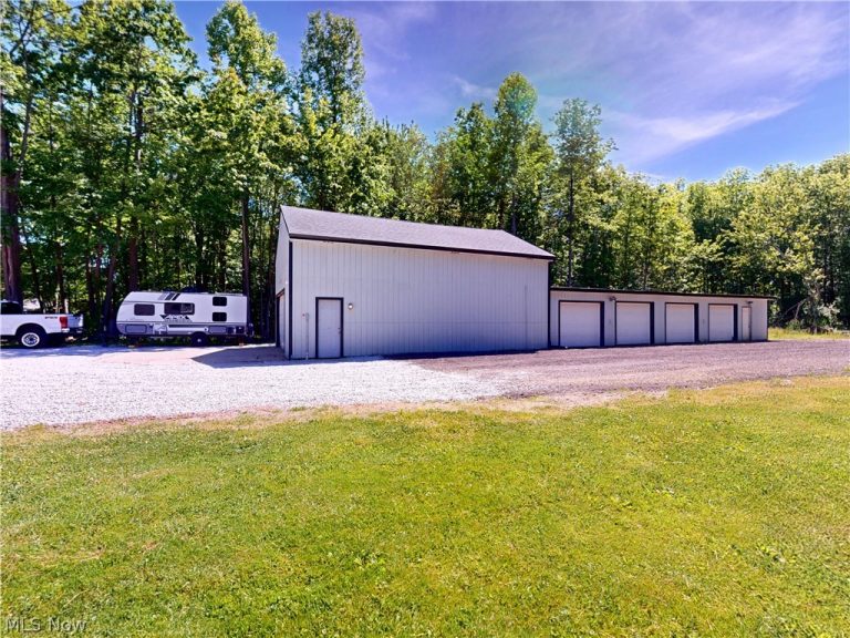 4139 Austin Road, Geneva, OH - Photo 5