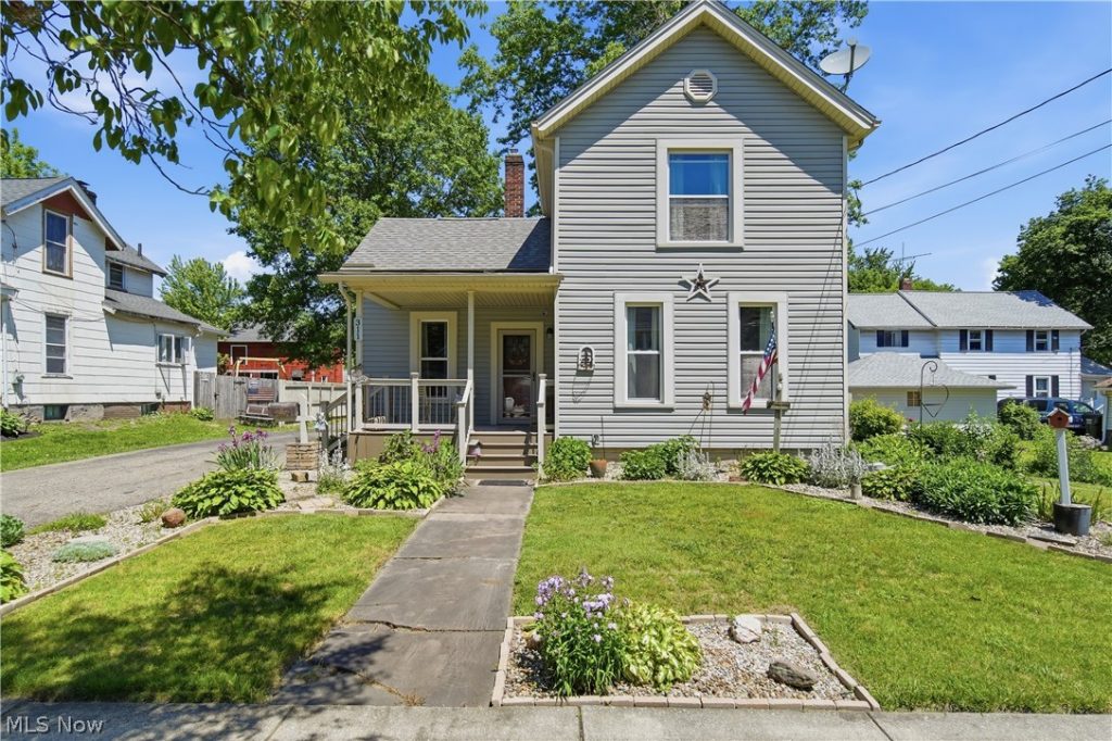 311 Highland Avenue, Ravenna, OH