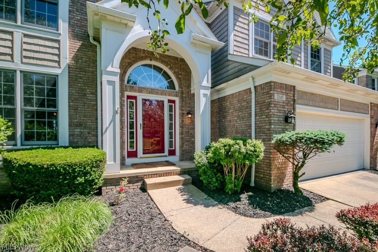 2345 Champion Trail, Twinsburg, OH - Photo 3
