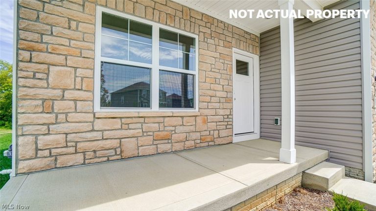 3704 Aileen Way, Zanesville, OH - Photo 2