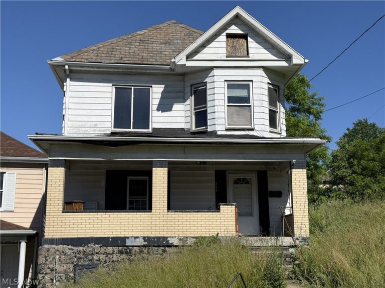 223 Ohio Street, Steubenville, OH, 43952