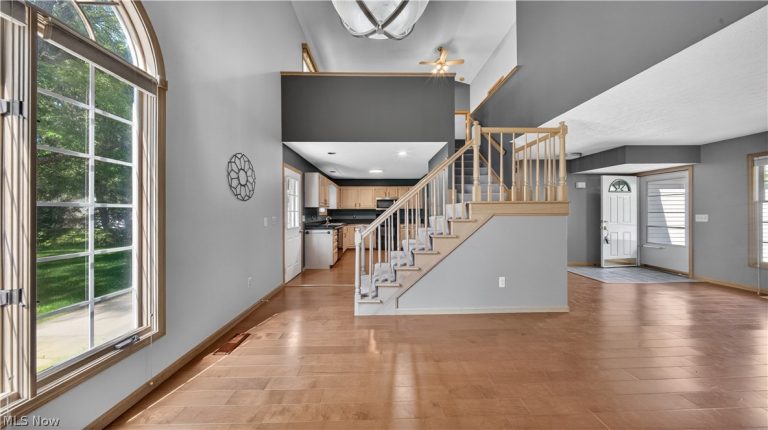 20745 Sun Meadow Trail, Strongsville, OH - Photo 8