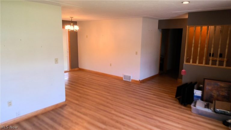 147 Georgette Drive, Grafton, OH - Photo 8