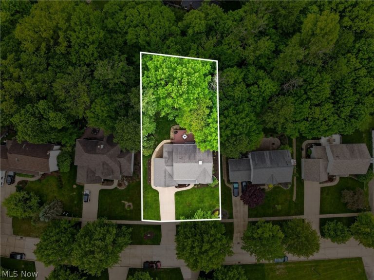 1137 Sturbridge Drive, Medina, OH - Photo 3