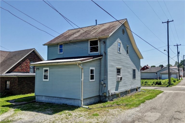 110 8th Street, New Philadelphia, OH - Photo 2