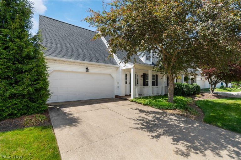 50 High Point Drive, Medina, OH - Photo 2