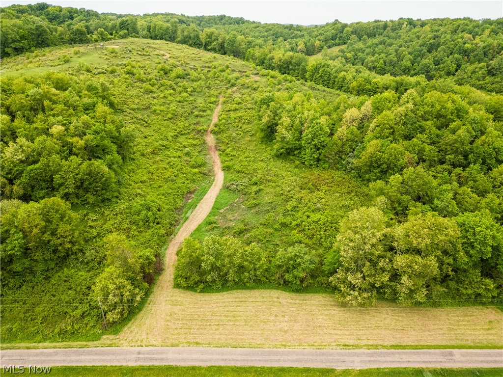 Barkley Road, Uhrichsville, OH