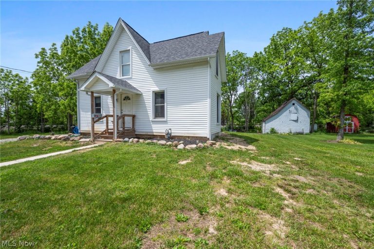 388 Prospect Street, Wellington, OH - Photo 4