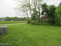 1936 Lakeview Avenue, Lorain, OH - Photo 5