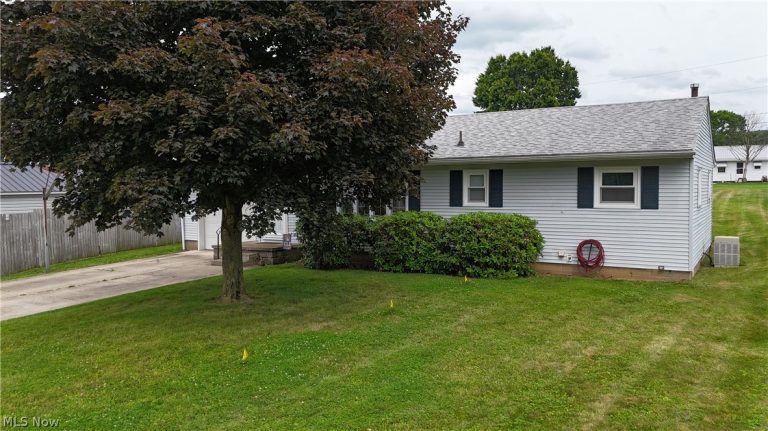 1538 13th Street, Coshocton, OH - Photo 2