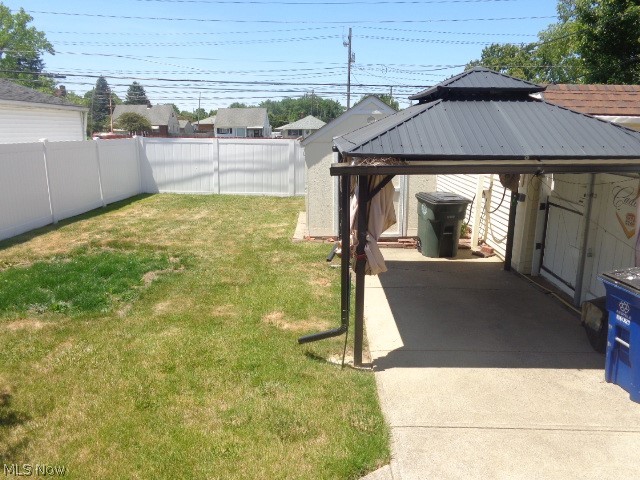 4396 Rockland Drive, Brooklyn, OH - Photo 6