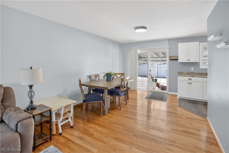 11005 Bobko Boulevard, Parma, OH - Photo 6