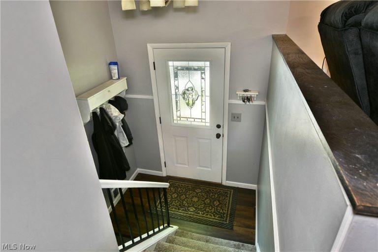 3710 Bellwood Drive, Warren, OH - Photo 8