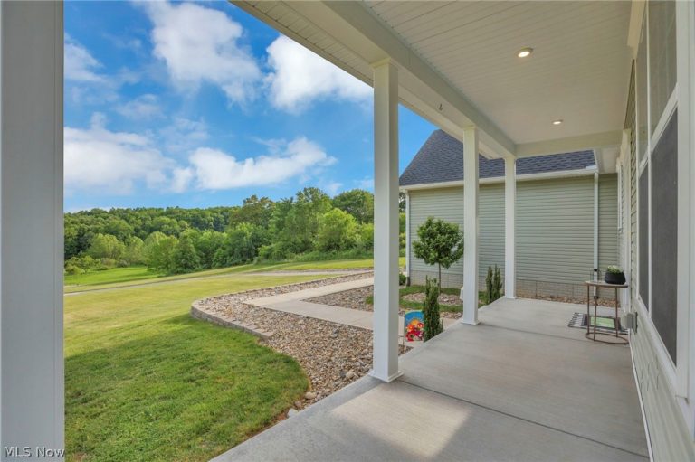 11505 Baird Road, Mount Perry, OH - Photo 6