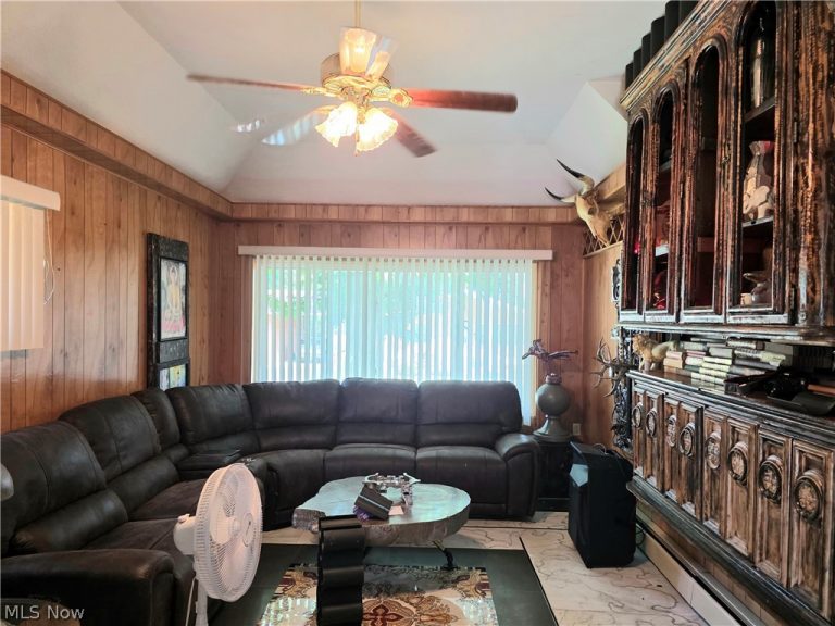 2814 16th Avenue, Vienna, WV - Photo 4