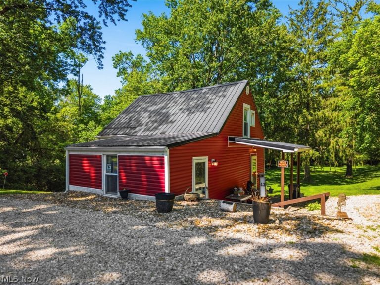 43 Madison Road, Mansfield, OH - Photo 2