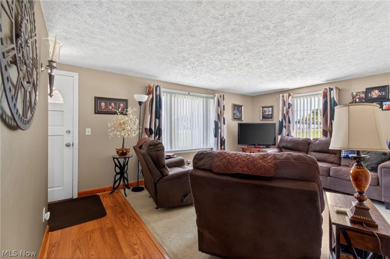 1201 Portage Street, North Canton, OH - Photo 6