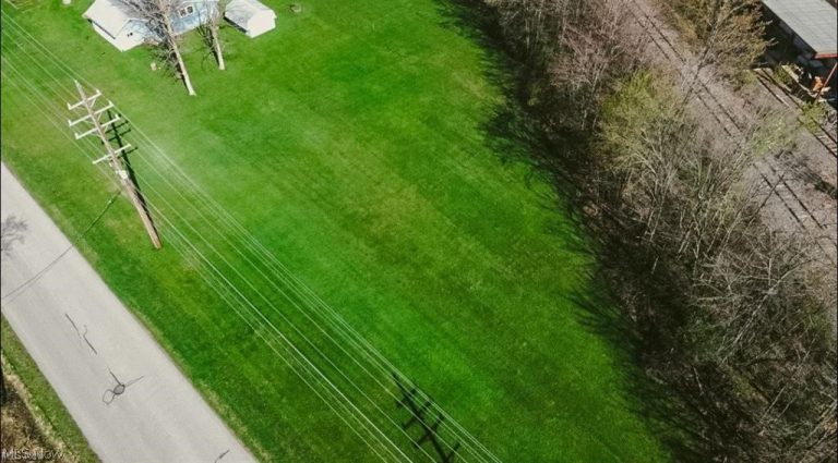 S Sycamore Street, Jefferson, OH - Photo 8