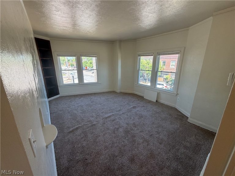 15300 Waterloo Road #1, Cleveland, OH - Photo 2