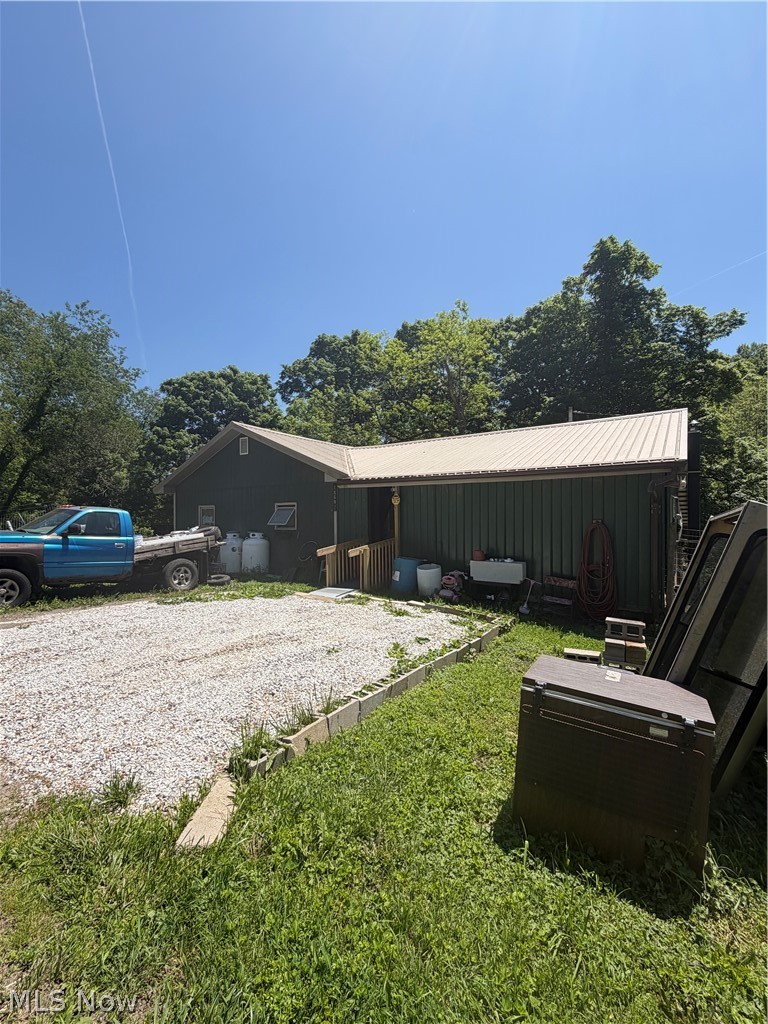 15692 Sligo Road, Kimbolton, OH - Photo 2