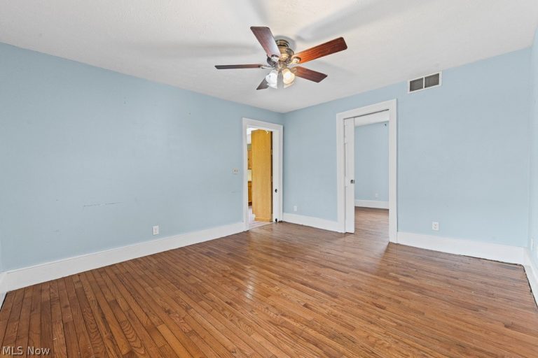 31 Bridge Street, Newton Falls, OH - Photo 6
