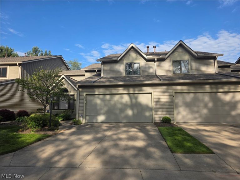 29 Lethbridge Lane, Copley, OH, 44321