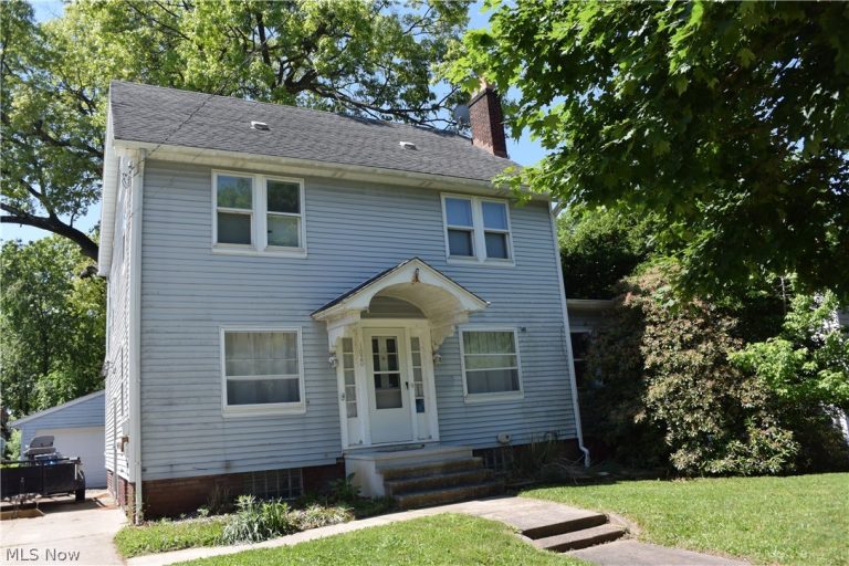 1020 Falls Avenue, Cuyahoga Falls, OH - Photo 2