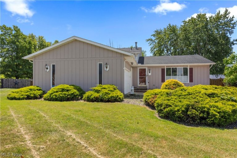20563 Holly Circle, Strongsville, OH, 44149