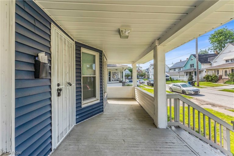 9903 Nicholas Avenue, Cleveland, OH - Photo 3