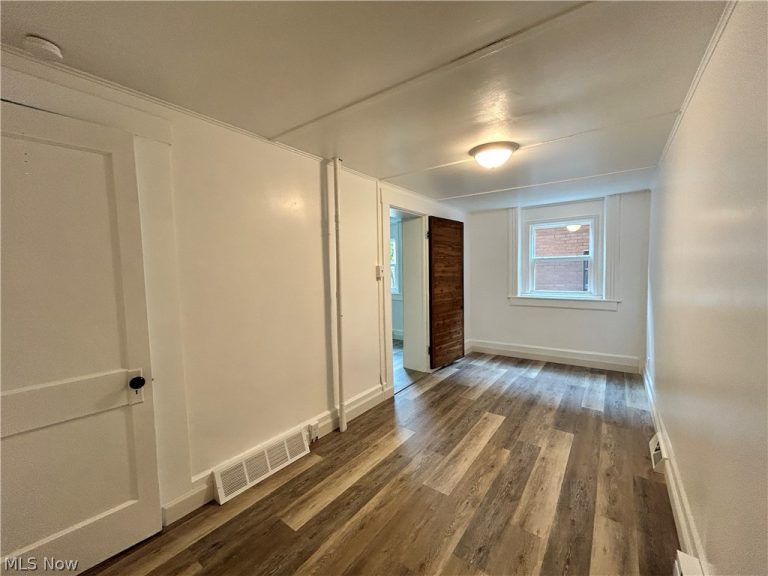 102 3rd Street, Toronto, OH - Photo 3