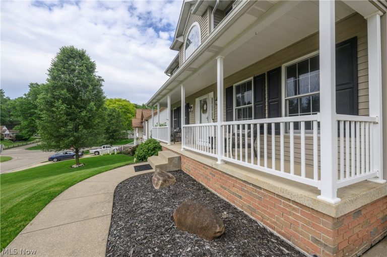 1150 Rolena Circle, Canton, OH - Photo 2