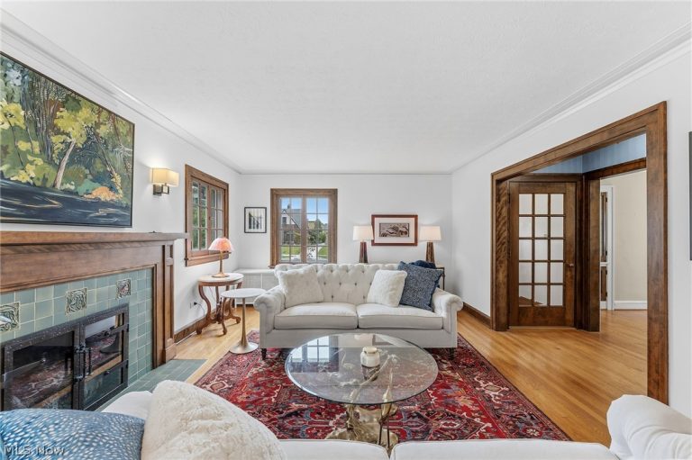 17531 Daleview Drive, Lakewood, OH - Photo 4