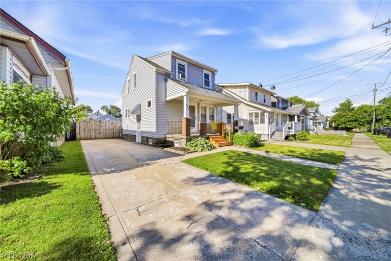 530 7th Street, Fairport Harbor, OH - Photo 4